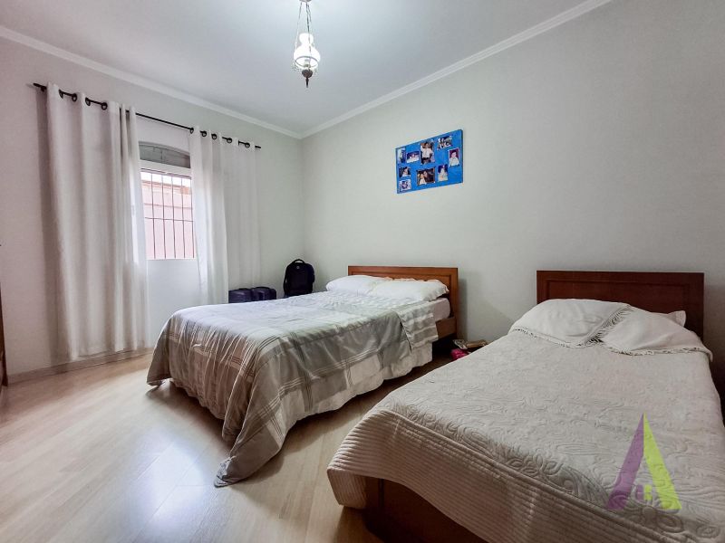 Casa Térrea em Bairro Tradicional  São Roque!