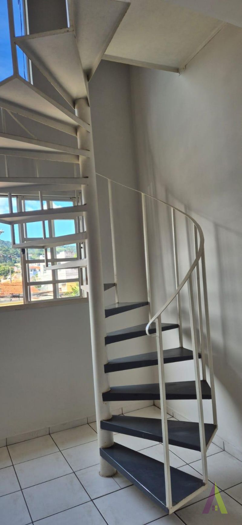Kitnet Duplex em Bairro Tradicional de São Roque!