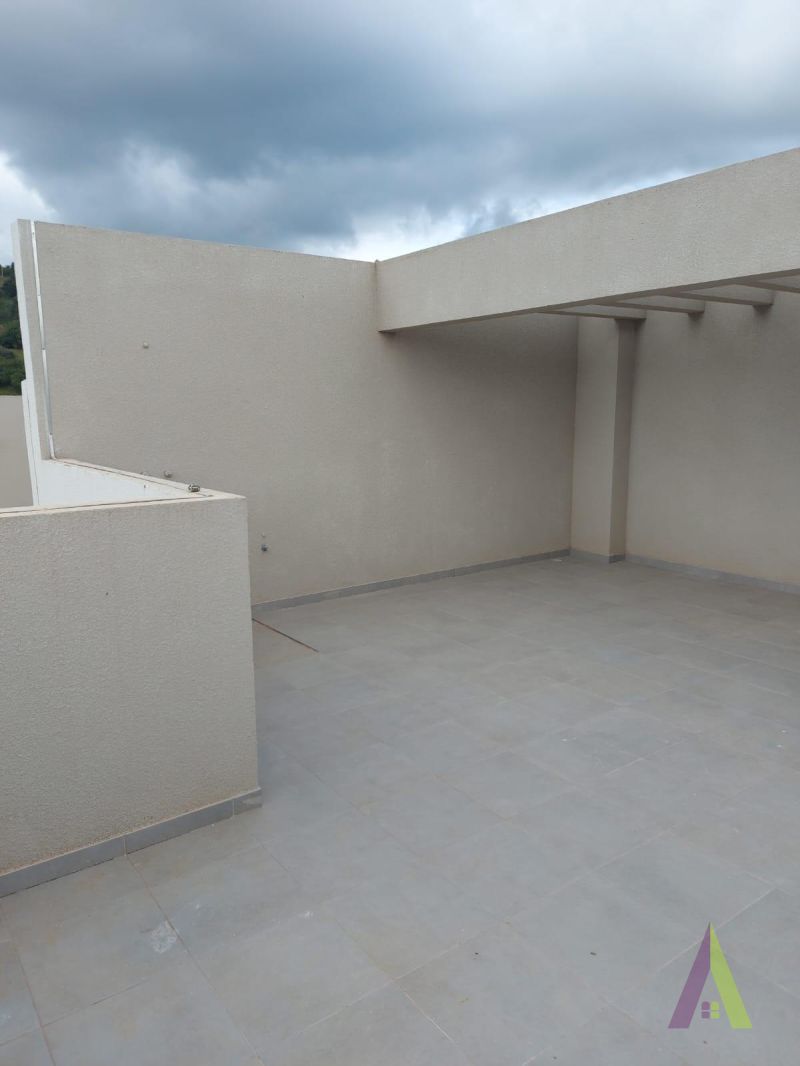Apartamento Duplex Novo em Condomínio Resort de São Roque! 