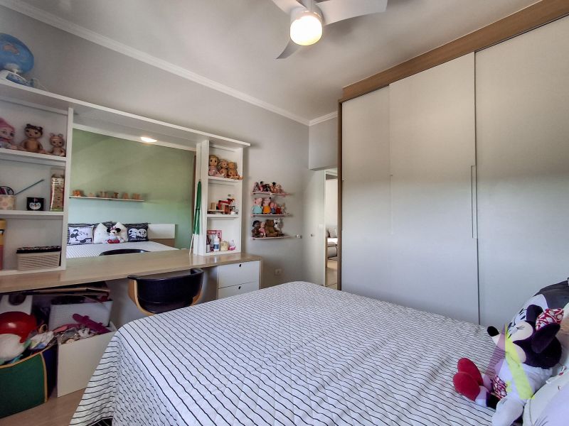 Casa em condomínio com piscina e área gourmet em São Roque!
