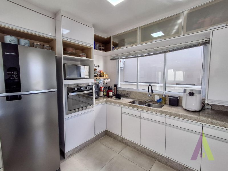 Casa em condomínio com piscina e área gourmet em São Roque!