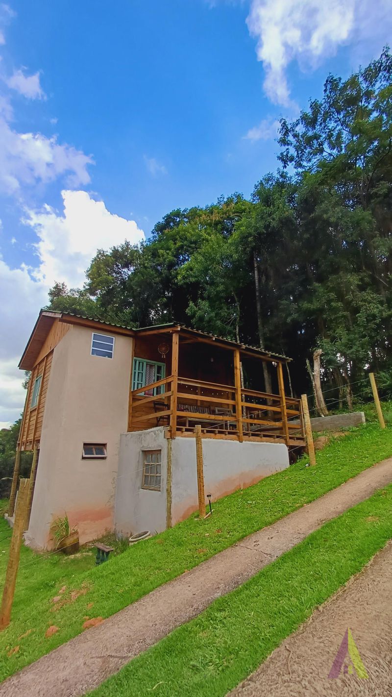 Chácara com casa ecologia e chalé próximo do Roteiro do Vinho em São Roque!