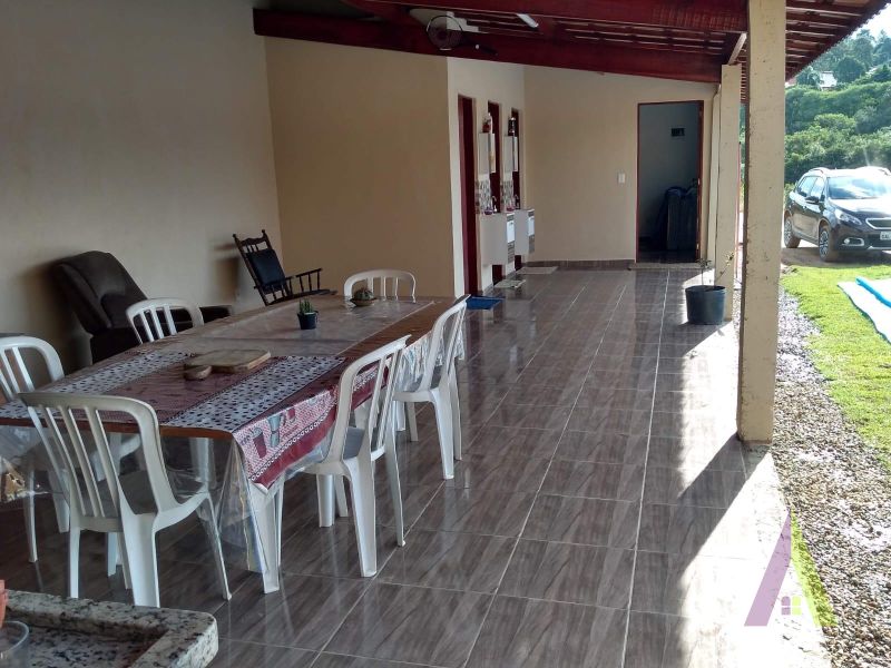 Chácara com Chales  em Ibiúna!