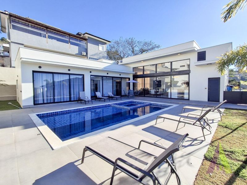 Condominio em Condomínio Altos de São Roque (Ponderosa, SÃO ROQUE - Casa contemporânea com piscina aquecida em condomínio de luxo em São Roque! - Foto 2