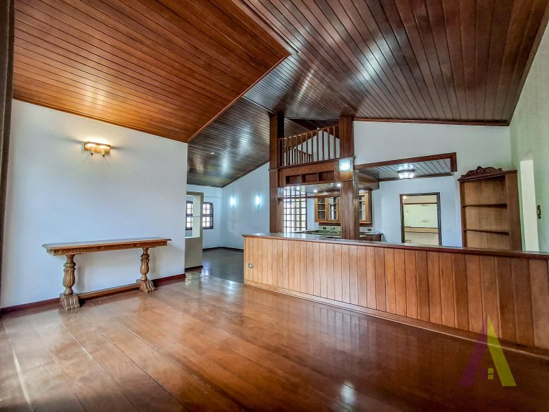 Condomínio em Vila Marques, SÃO ROQUE - Sobrado de Alto Padrão com Atelier Avarandado e Linda Vista no Coração de São Roque! - Foto 22