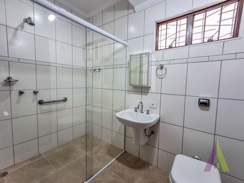 Condomínio em Vila Marques, SÃO ROQUE - Sobrado de Alto Padrão com Atelier Avarandado e Linda Vista no Coração de São Roque! - Foto 42