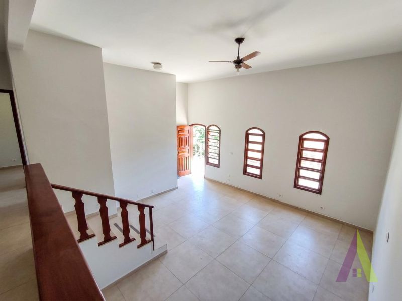 Condomínio em Jardim Boa Vista, SÃO ROQUE - Casa com kitnet e terraço coberto com churrasqueira em São Roque! - Foto 7