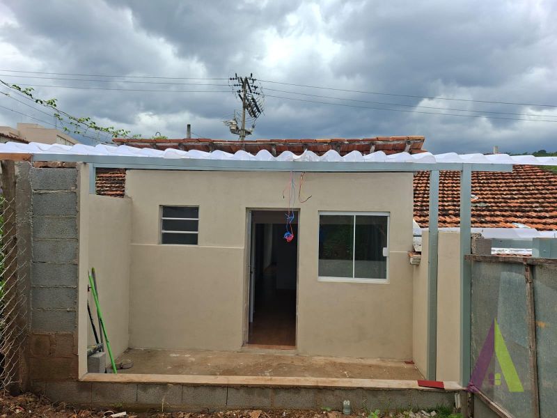 Condomínio em Jardim Maria Trindade, SÃO ROQUE - Casa Térrea em Bairro Tradicional em São Roque!