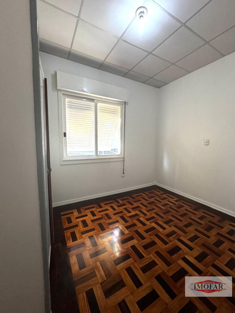 Casa/Residência 3 dormitórios  no bairro CENTRO em FARROUPILHA