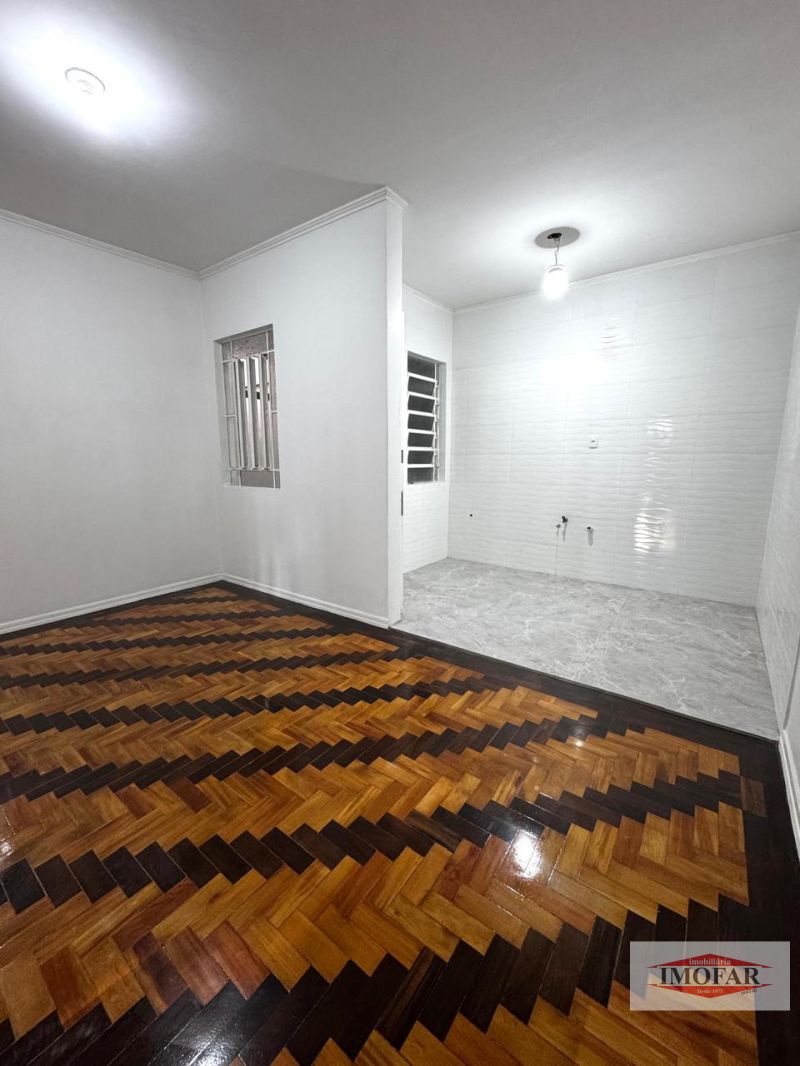 Casa/Residência 3 dormitórios  no bairro CENTRO em FARROUPILHA
