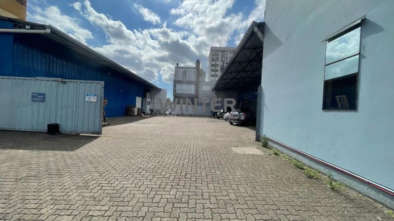 PAVILHÃO no bairro JARDIM ITU em PORTO ALEGRE