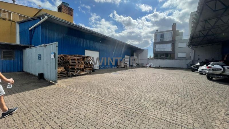 PAVILHÃO no bairro JARDIM ITU em PORTO ALEGRE