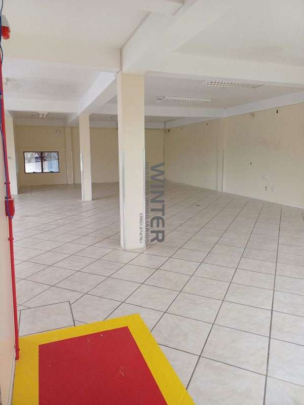 PAVILHÃO no bairro JARDIM ITU em PORTO ALEGRE