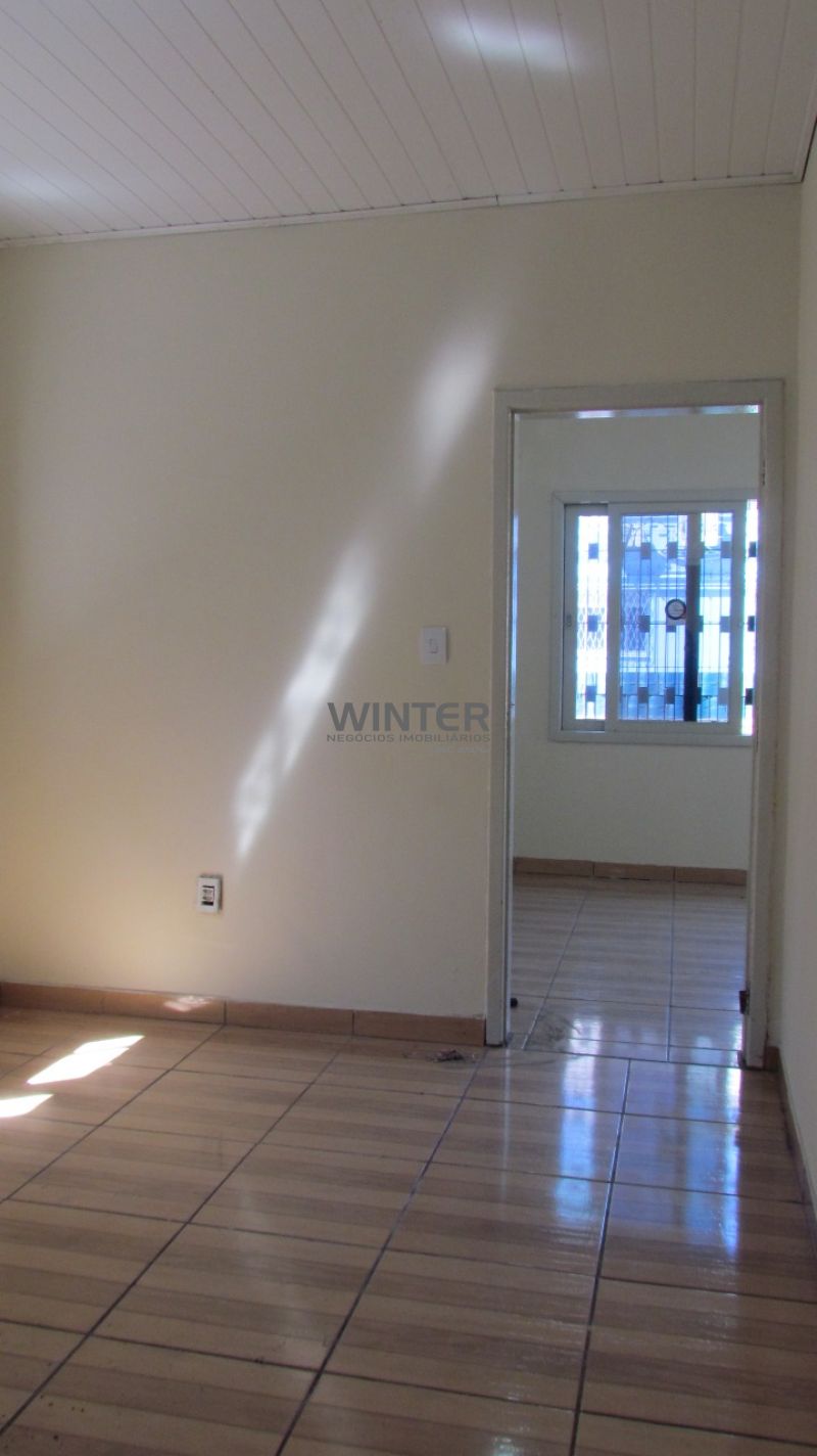 CASA 2 quartos  no bairro SANTA MARIA GORETTI em PORTO ALEGRE