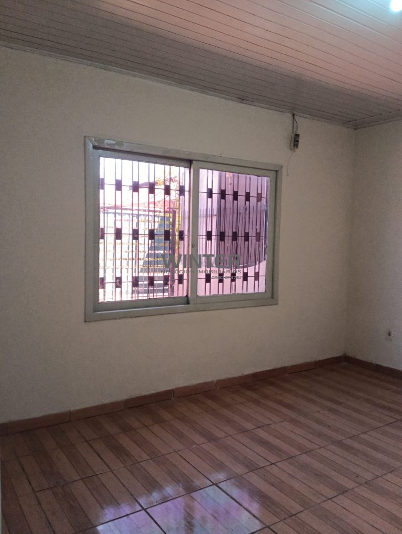 CASA 2 quartos  no bairro SANTA MARIA GORETTI em PORTO ALEGRE