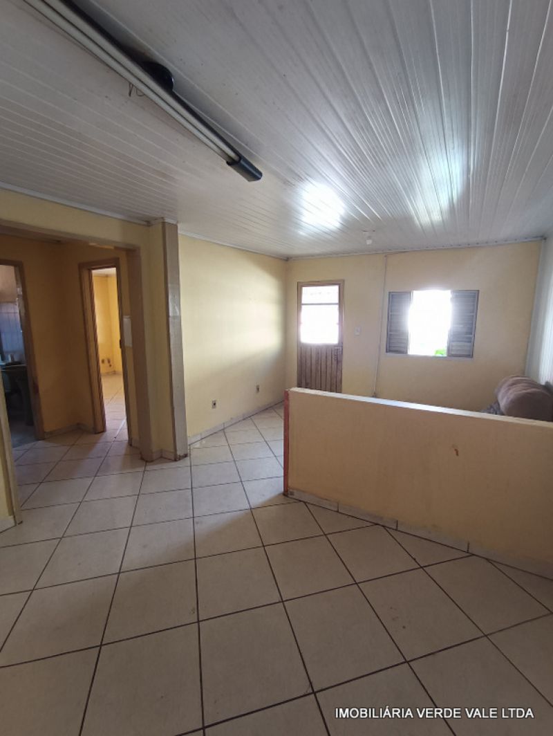 Casa 2D  no bairro RUBEM BERTA em PORTO ALEGRE