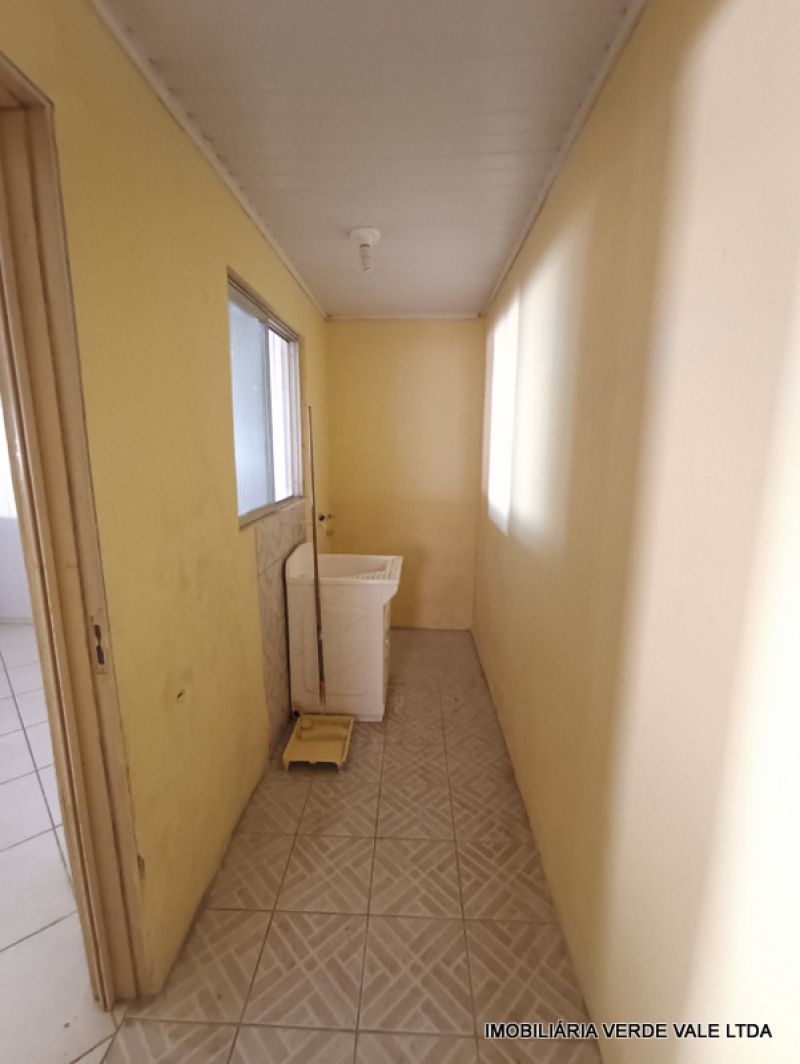 Casa 2D  no bairro RUBEM BERTA em PORTO ALEGRE