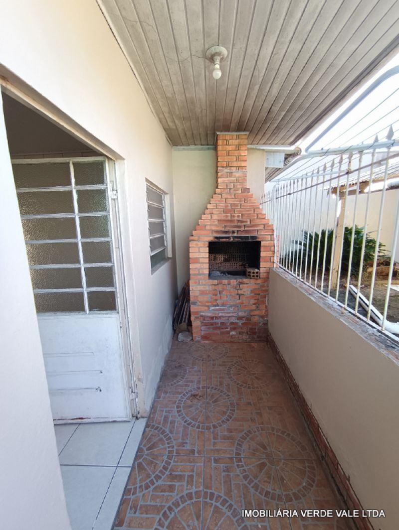 Casa 3D  no bairro RUBEM BERTA em PORTO ALEGRE