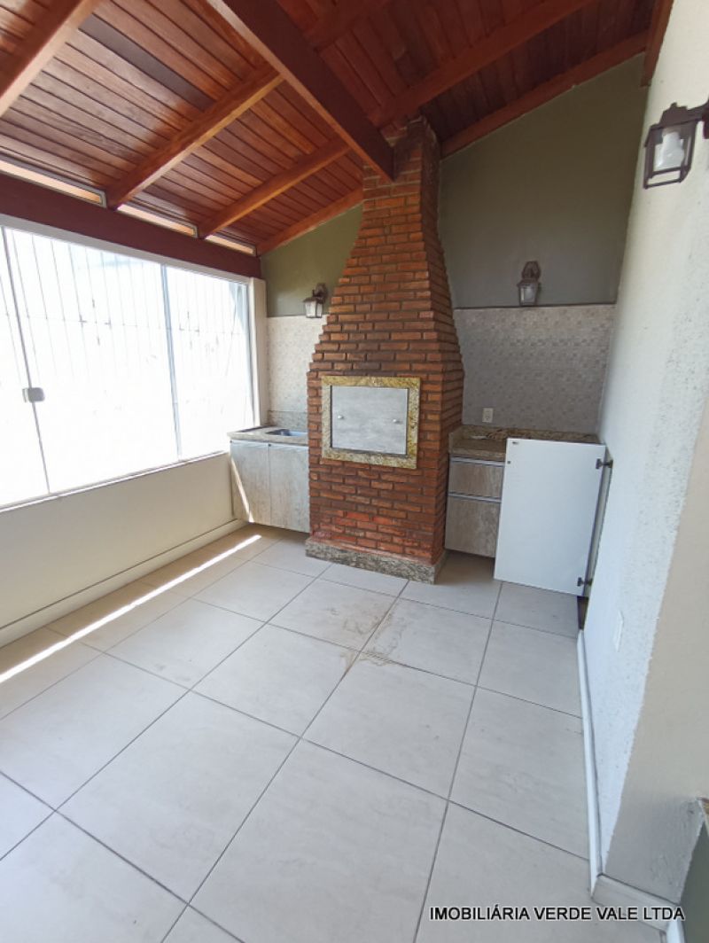 Casa 3D  no bairro RUBEM BERTA em PORTO ALEGRE