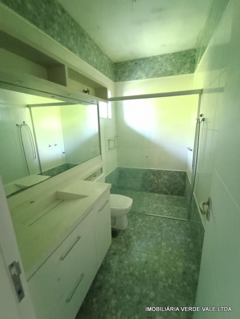 Casa 3D  no bairro RUBEM BERTA em PORTO ALEGRE