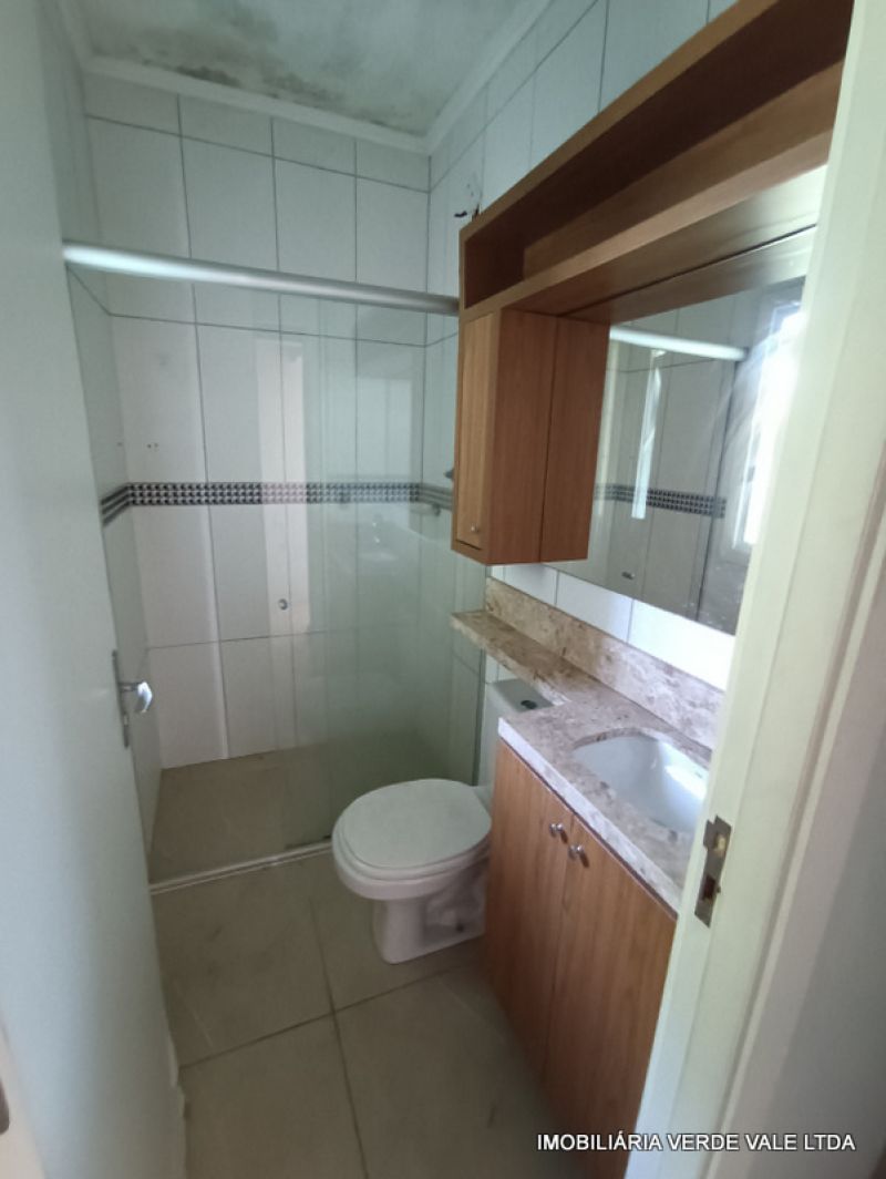 Casa 3D  no bairro RUBEM BERTA em PORTO ALEGRE