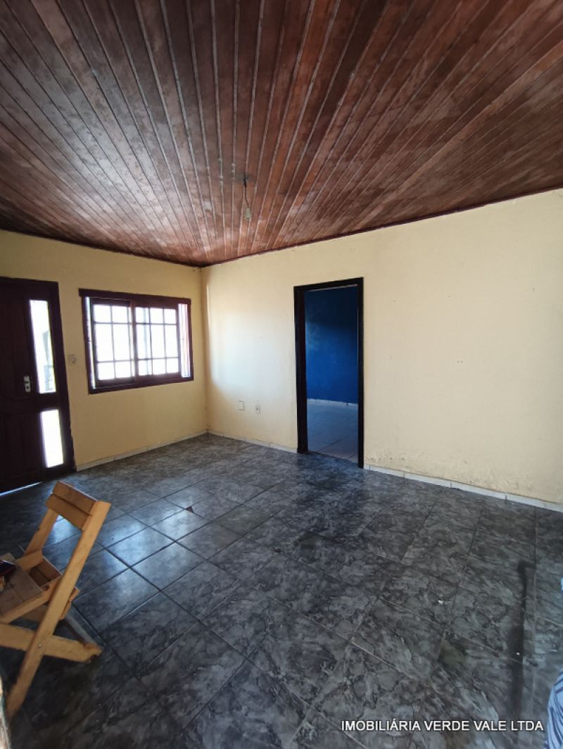 Casa 3D  no bairro RUBEM BERTA em PORTO ALEGRE