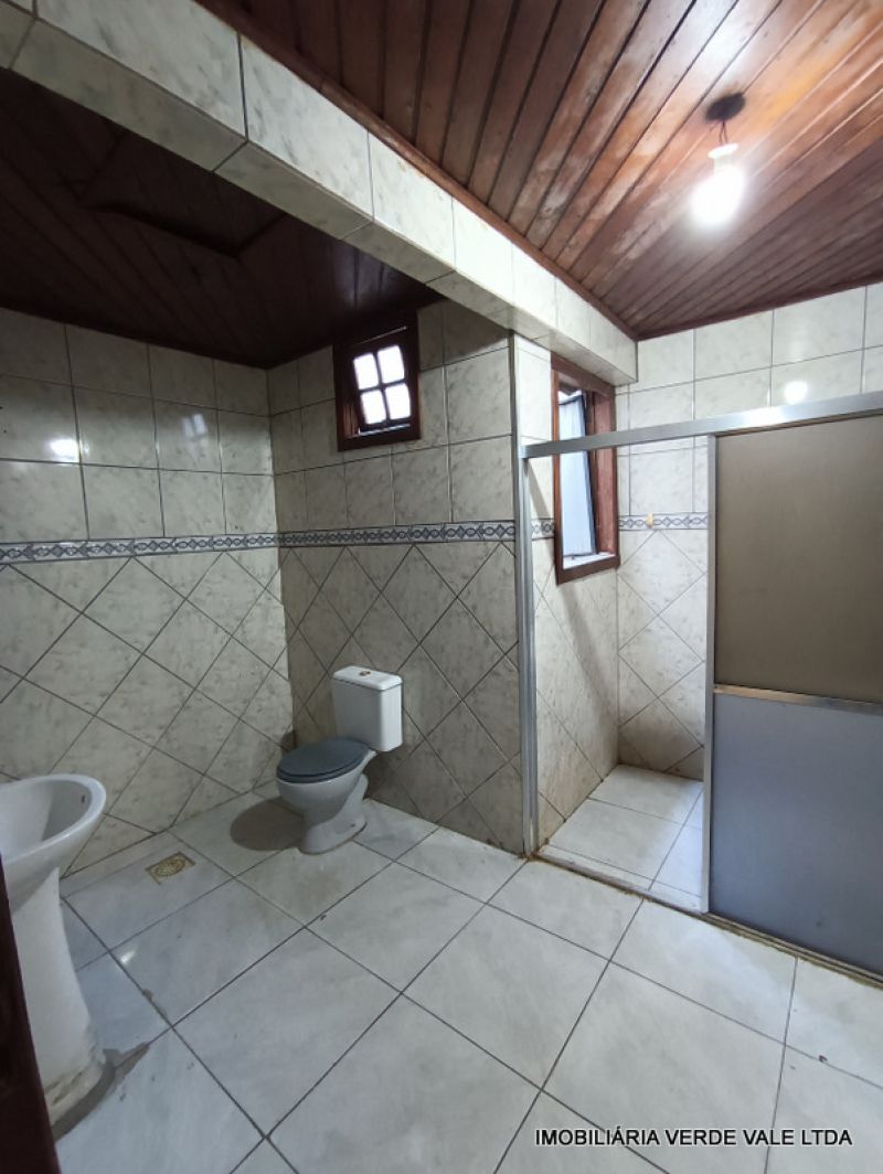 Casa 3D  no bairro RUBEM BERTA em PORTO ALEGRE