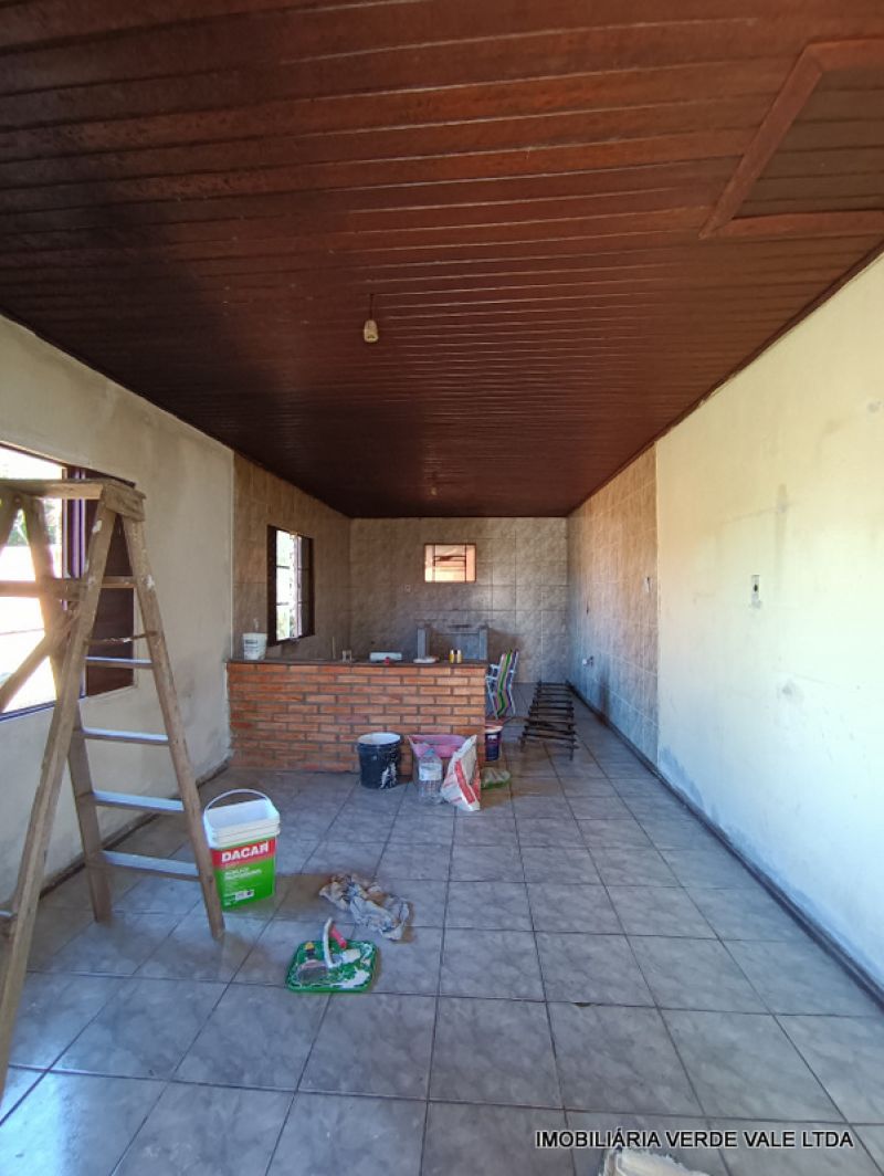 Casa 3D  no bairro RUBEM BERTA em PORTO ALEGRE