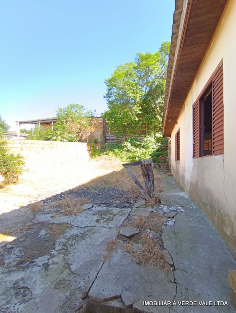 Casa 3D  no bairro RUBEM BERTA em PORTO ALEGRE