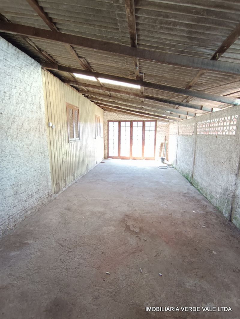 Casa 1D  no bairro VILA ELZA em VIAMAO