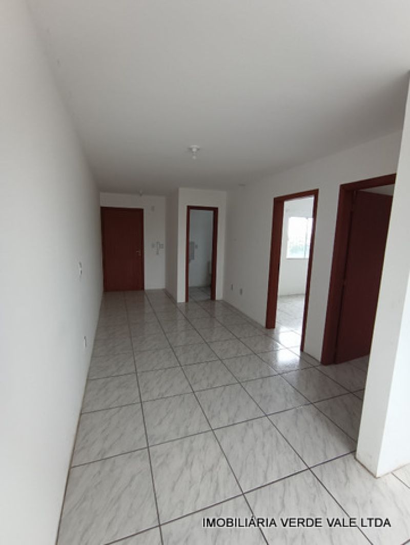 Apto 2D  no bairro SUMARE em ALVORADA