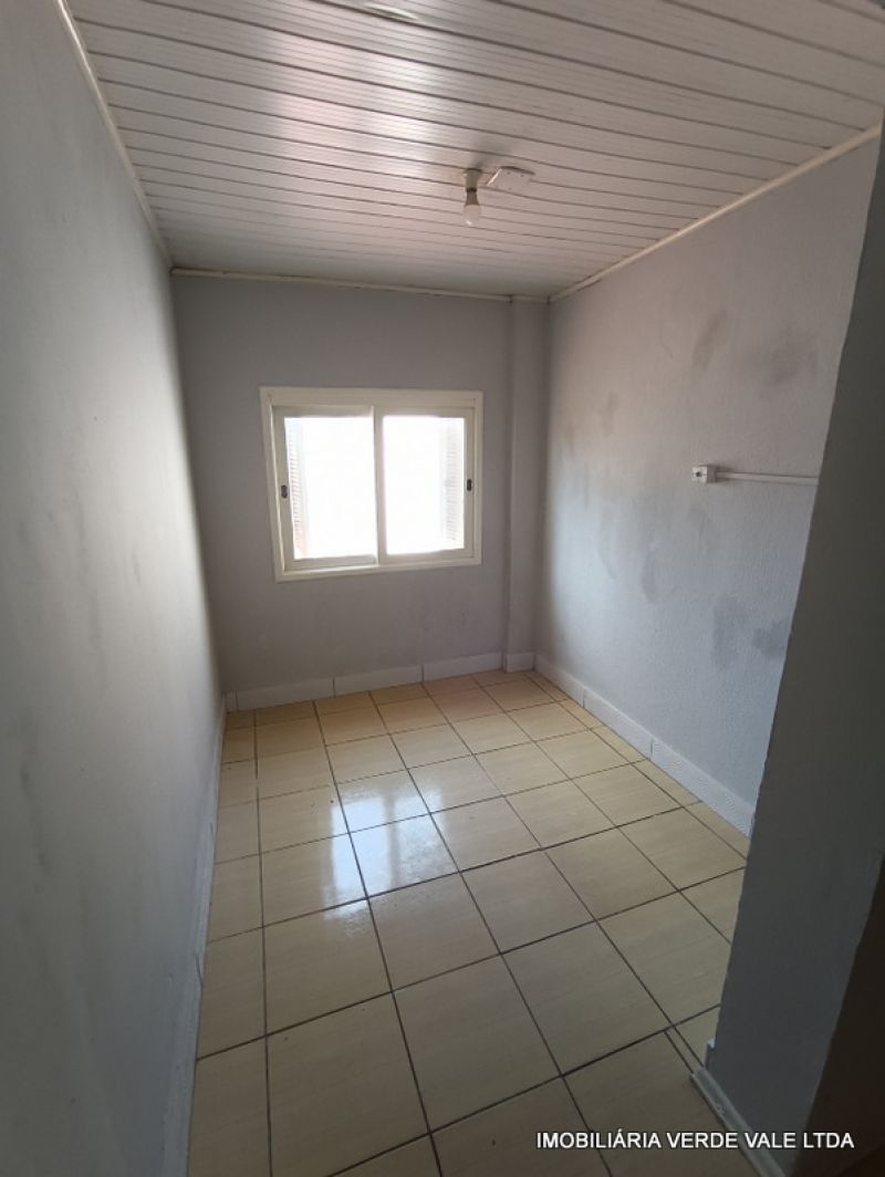 Casa 2D  no bairro JARDIM ALGARVE em ALVORADA