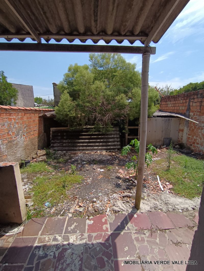 Casa 2D  no bairro JARDIM ALGARVE em ALVORADA