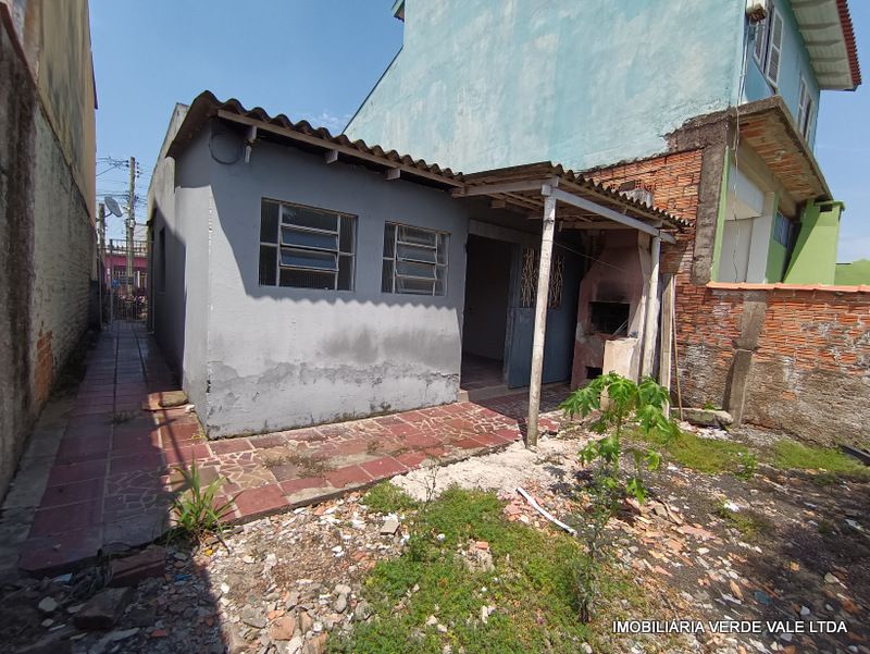 Casa 2D  no bairro JARDIM ALGARVE em ALVORADA