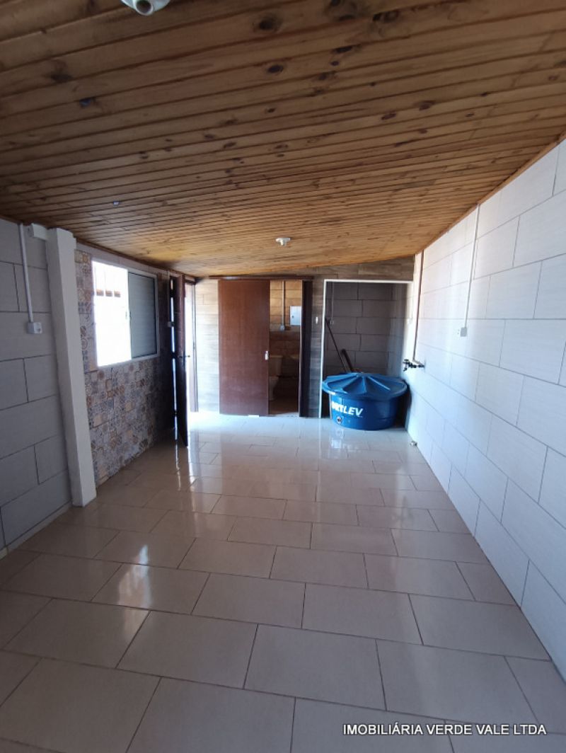 Casa 1D  no bairro MARIA REGINA em ALVORADA