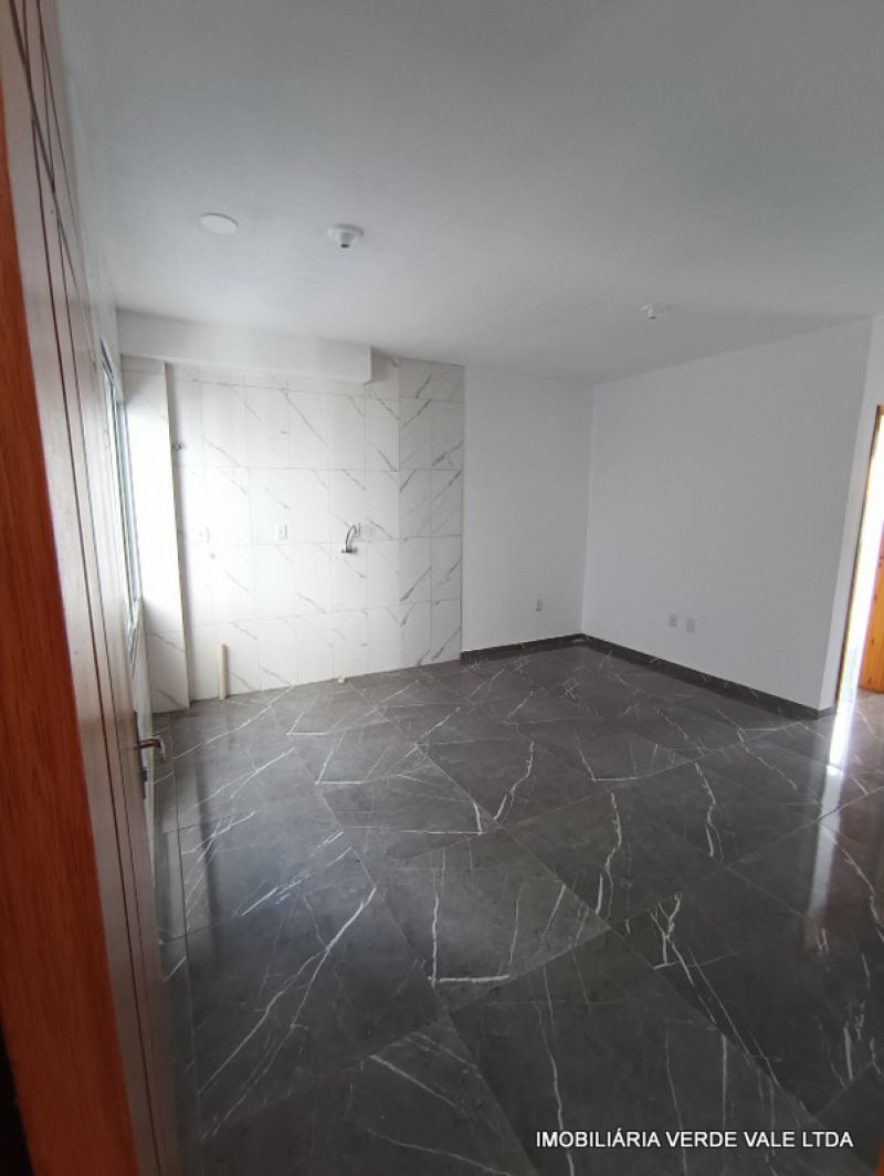 Apto 2D  no bairro JARDIM ALGARVE em ALVORADA