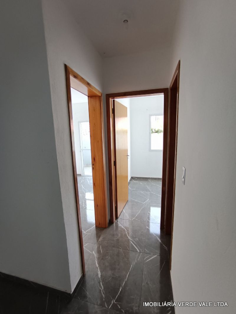 Apto 2D  no bairro JARDIM ALGARVE em ALVORADA