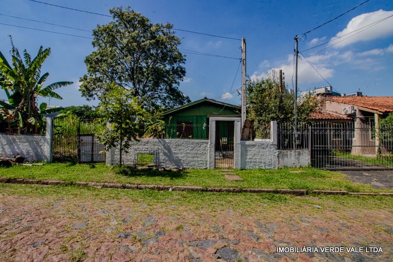 Casa 2D  no bairro RUBEM BERTA em PORTO ALEGRE