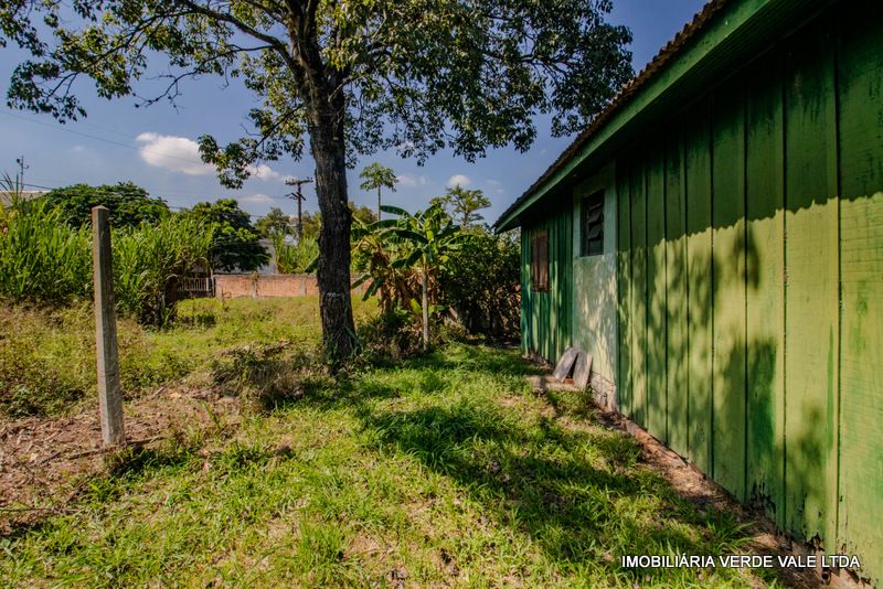 Casa 2D  no bairro RUBEM BERTA em PORTO ALEGRE