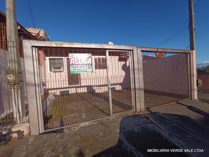 Casa 2D  no bairro JARDIM ALGARVE em ALVORADA