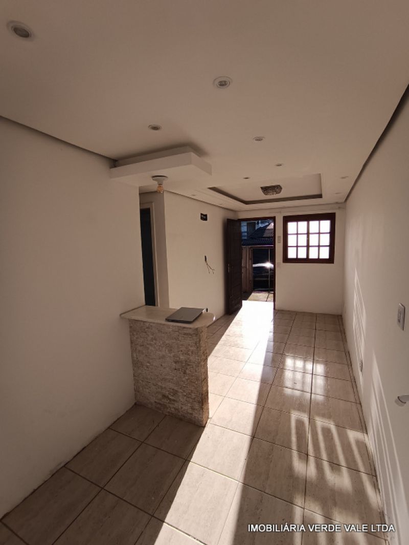 Casa 2D  no bairro JARDIM ALGARVE em ALVORADA