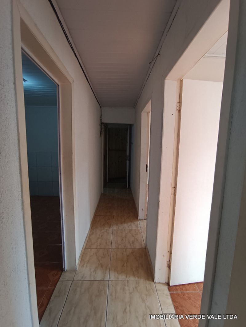 Casa 4D  no bairro PIRATINI em VIAMAO