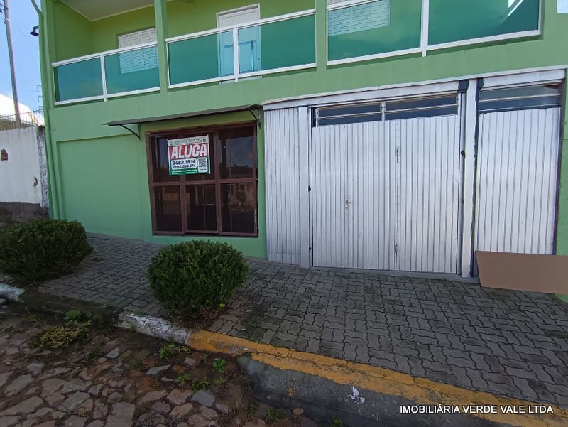 Casa 2D  no bairro PIRATINI em VIAMAO