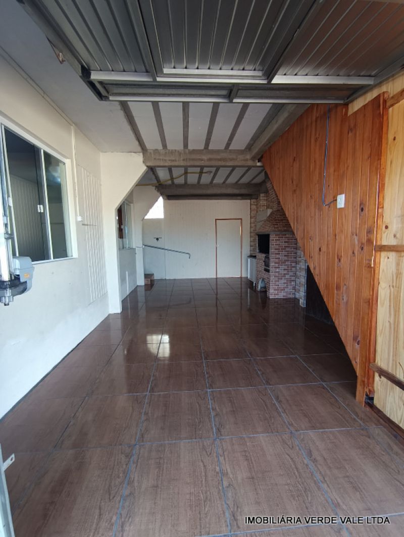 Casa 2D  no bairro PIRATINI em VIAMAO