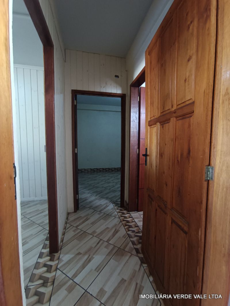 Casa 2D  no bairro PIRATINI em VIAMAO