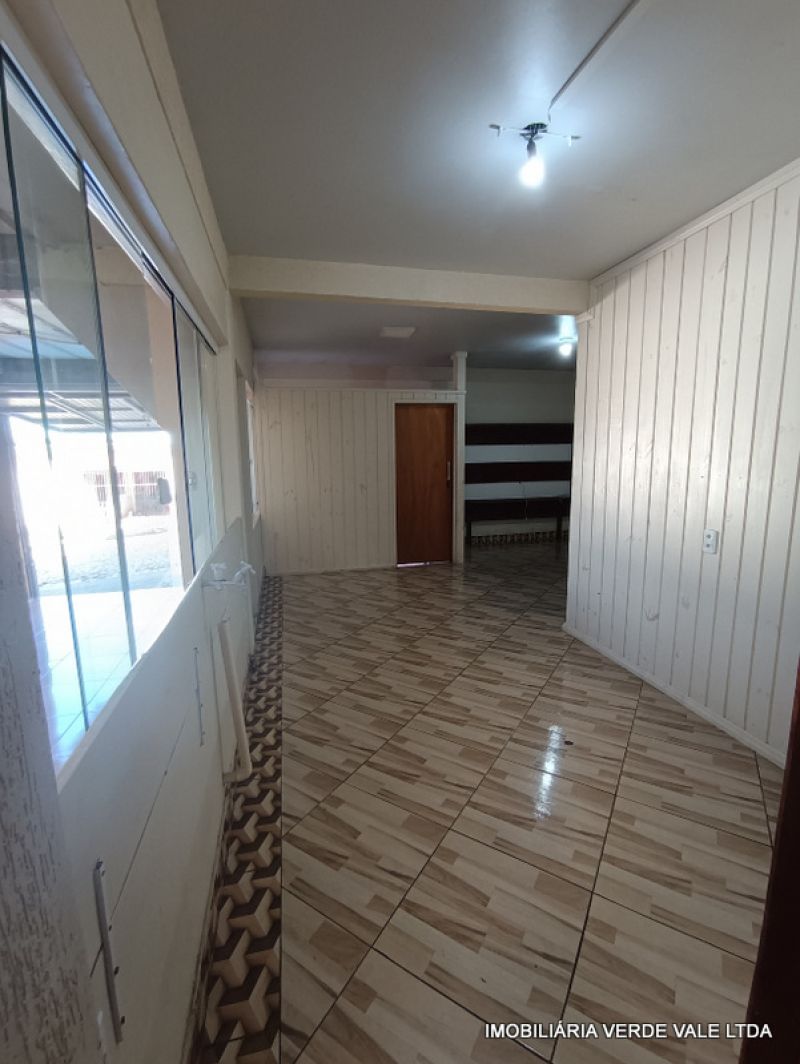 Casa 2D  no bairro PIRATINI em VIAMAO