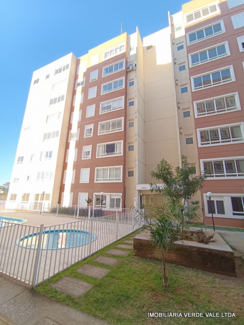 Apto 2D  em PORTO ALEGRE