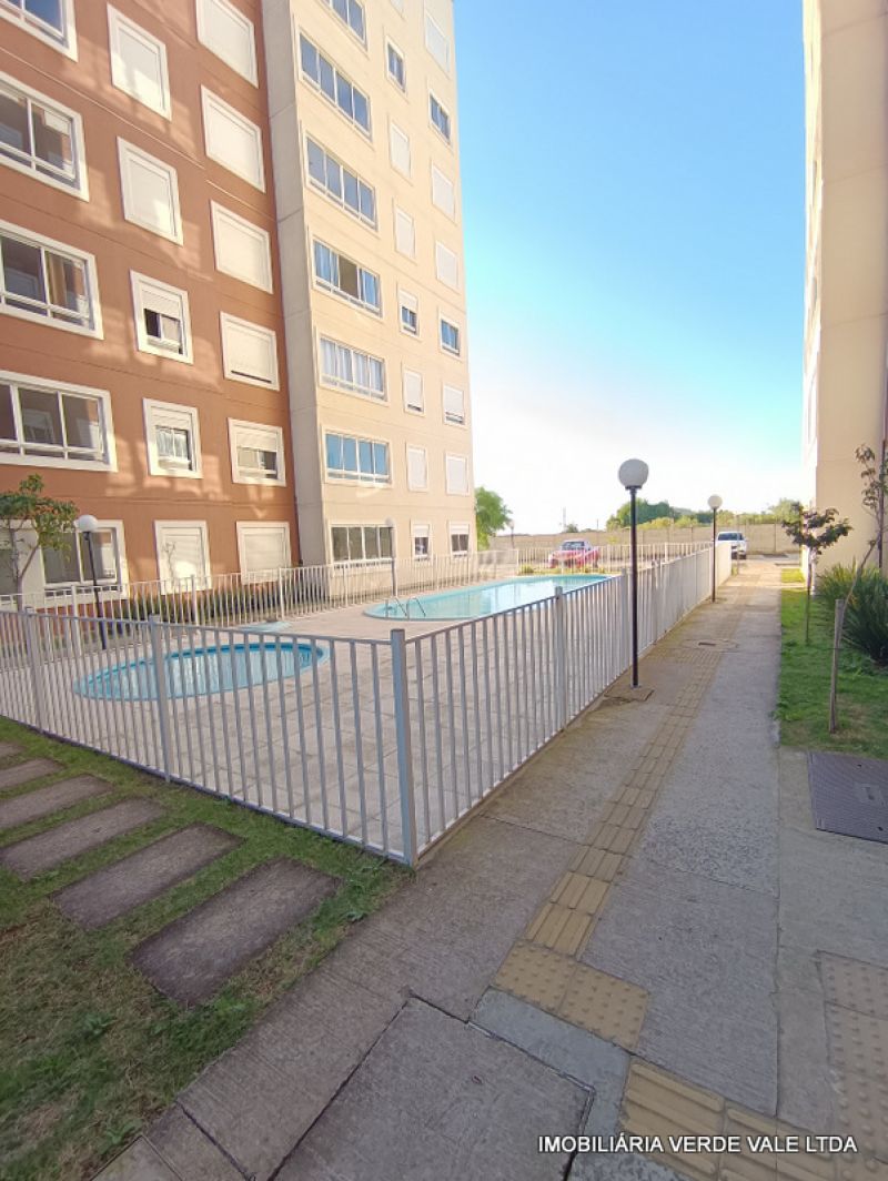 Apto 2D  em PORTO ALEGRE