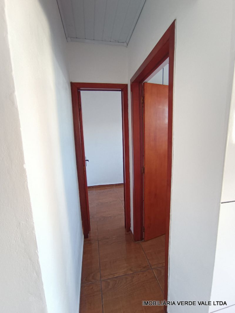 APTO 2D  no bairro JARDIM ALGARVE em ALVORADA