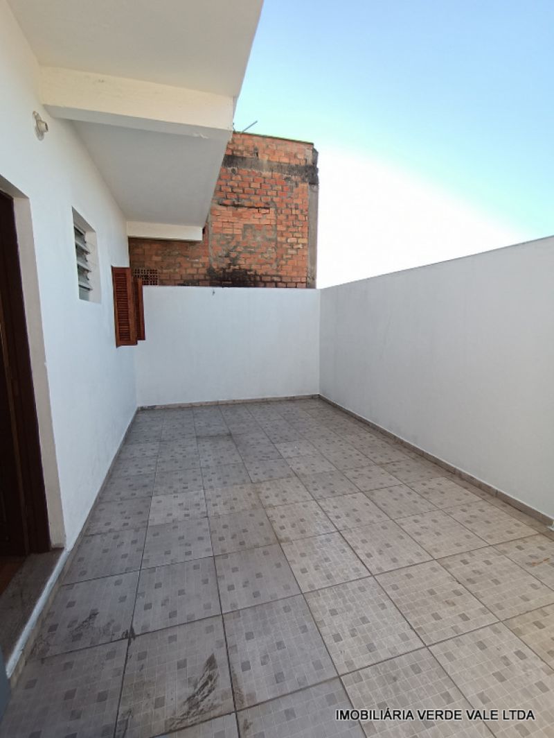 APTO 2D  no bairro JARDIM ALGARVE em ALVORADA